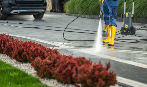 Best Commercial Pressure Washing  in Pomona, CA